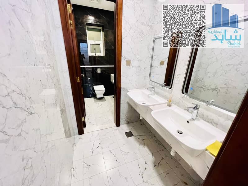 26 e0533c5c-74d2-4b54-b9c3-4fcfcca2c7f5. jpeg