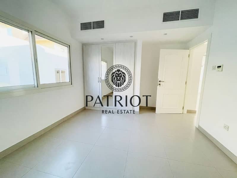 4-Bedroom + Maids Room Villa for Rent In Gated Community - Image 16