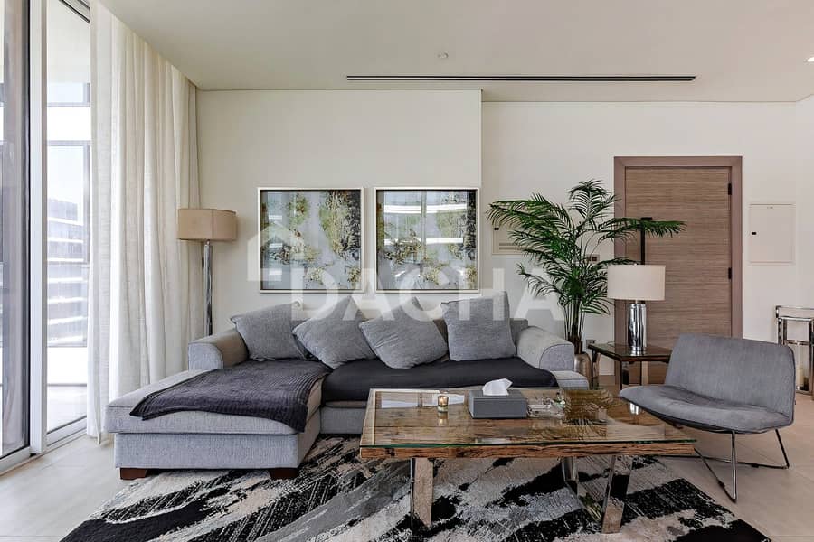 New Listing | High Floor | Sea View | Vacant - Image 7