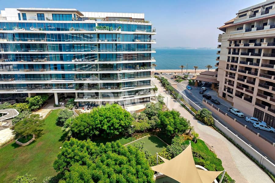 New Listing | High Floor | Sea View | Vacant - Image 11