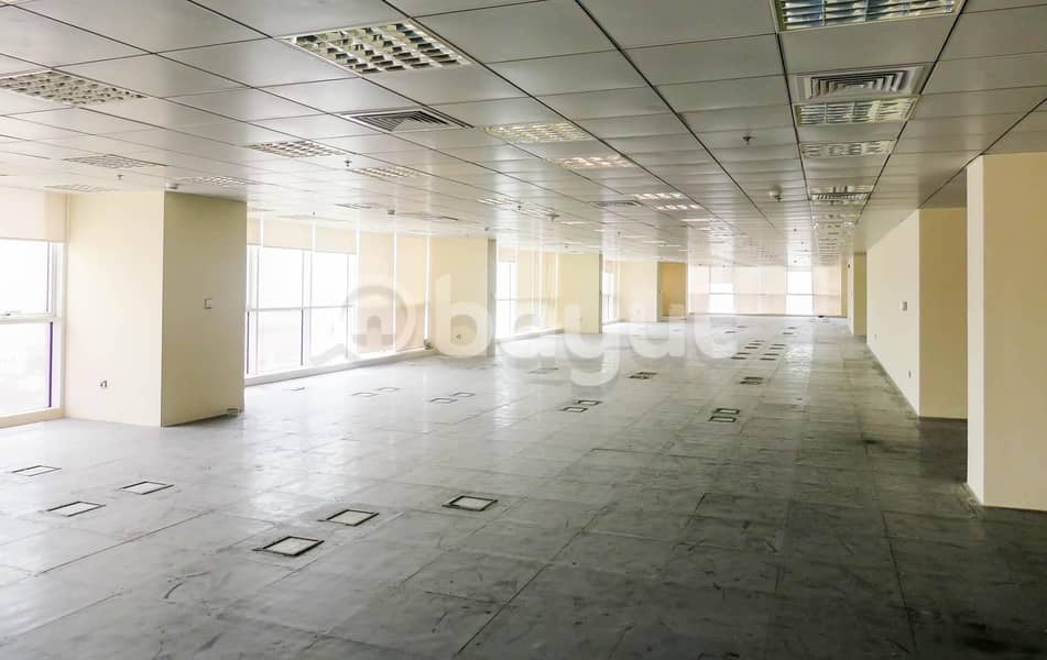 NO COMMISSION!!! Fully Maintained Premium Offices Available