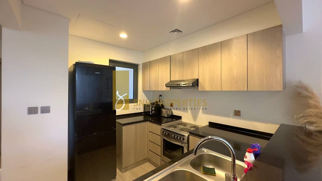 VACANT & FULLY FURNISHED | MAID ROOM + STORE ROOM | FULLY UPGRADED - Image 6