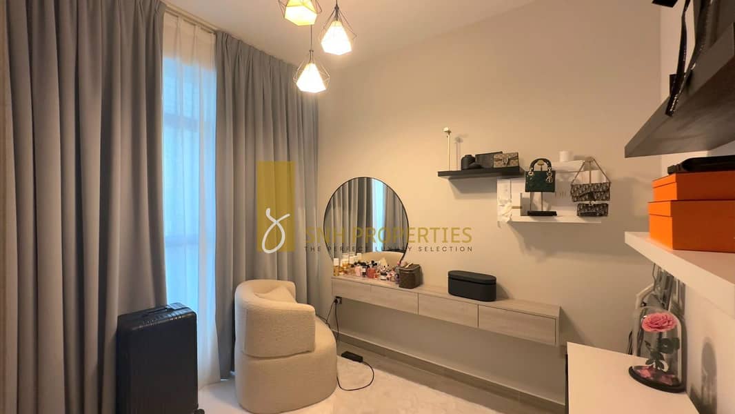 VACANT & FULLY FURNISHED | MAID ROOM + STORE ROOM | FULLY UPGRADED - Image 10