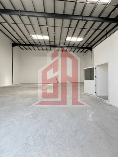 Warehouse for Rent in Emirates Modern Industrial Area, Umm Al Quwain - IMG_8236. jpg Warehouse for Rent in Emirates Modern Industrial Area, Umm Al Quwain - IMG_8236. jpg