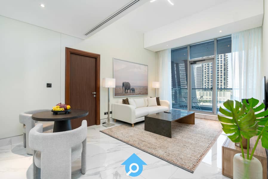 Charming 1BHK in J One Tower | Canal View | Available from 24th November - Image 6