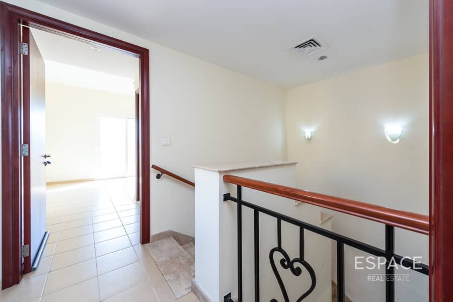 Close to Pool | Well-Maintained | Vacant - Image 13