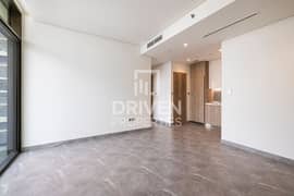 Ready to move in | Prime Location | Modern Layout