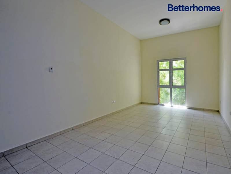 Street 6 I Near Pool I Multiple options available