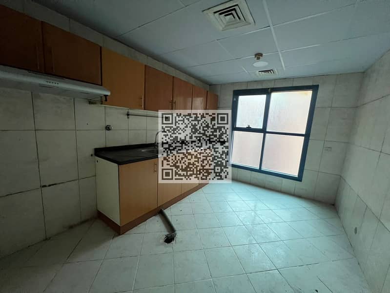 9 cc3d88d2-5c8f-4c47-aaff-132c19f031d2. jpg