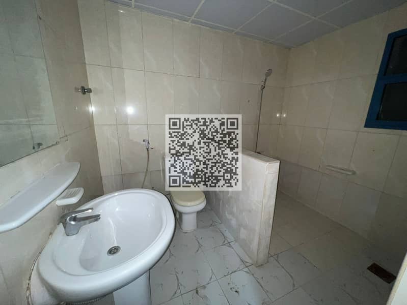10 48d48fe6-883c-43f4-abaf-937d01dba38c. jpg