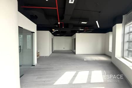 Office for Rent in Business Bay, Dubai - Prime Location | Modern | Fitted