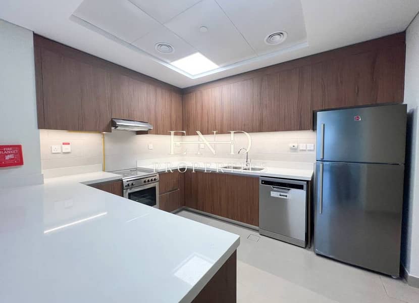 New Build | Steps to Metro | Vacant | Call NOW