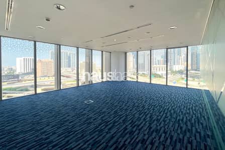 Office for Rent in Downtown Dubai, Dubai - Quarter Floor | LEED Gold and Platinum