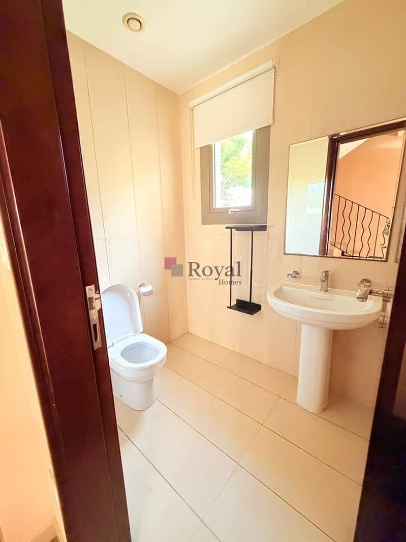 7 WhatsApp Image 2025-11-03 at 12.16. 54 PM. jpeg