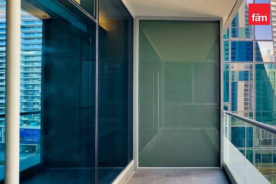 Pay 25% to move in | Luxury 2 Br. with Canal view - Image 10