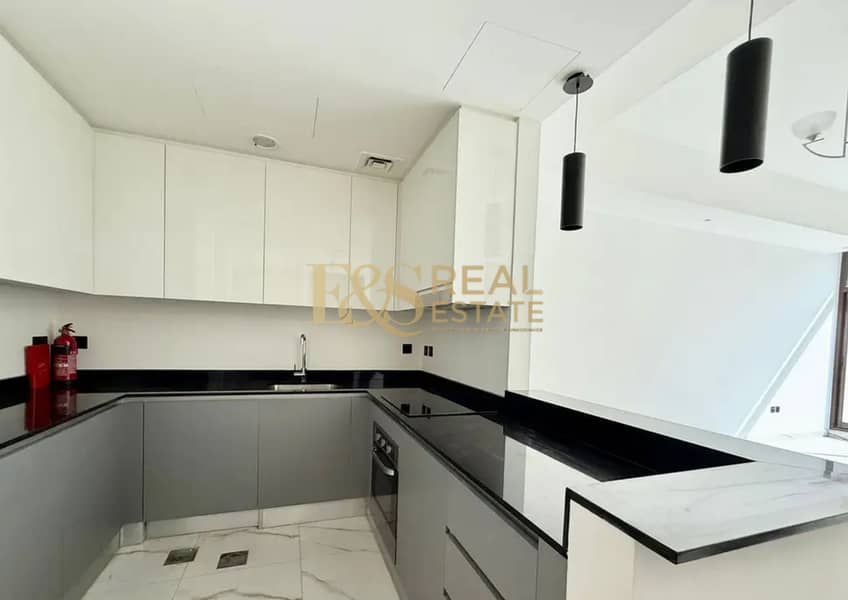 Park View | Vacant | 4 Bedroom + Maid | Corner Unit | Modern Design