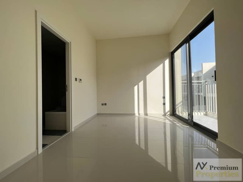 MAID ROOM 3 BEDROOM | CORNER UNIT WITH LARGE BAKYARD - Image 6