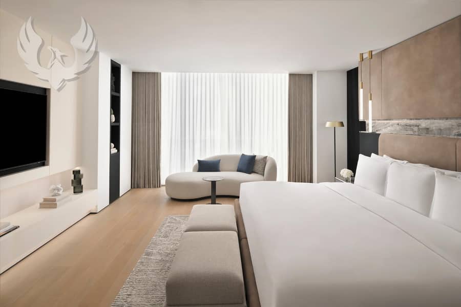 Skyline Living, Panoramic View, Club Lounge Access - Image 7