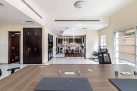 Ready to Move in | Serene Living | Unique Villa