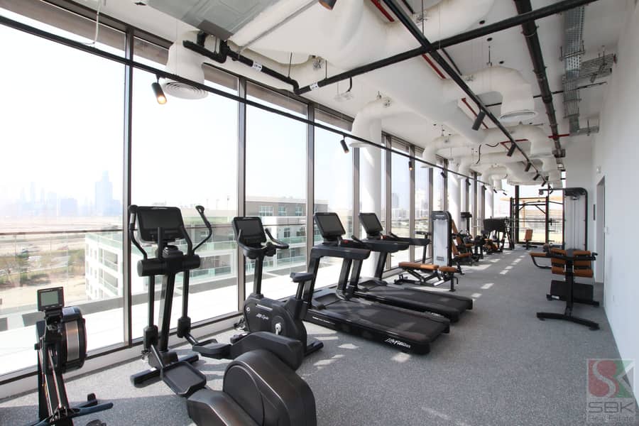 Brand New Flat With Close Kitchen - Image 9