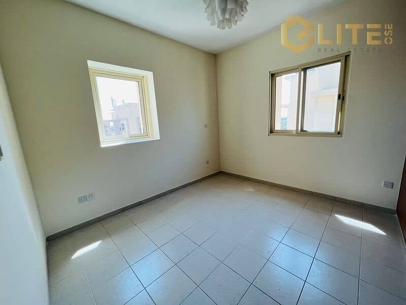 VACANT | SPACIOUS LAYOUT | HIGH FLOOR - Image 6