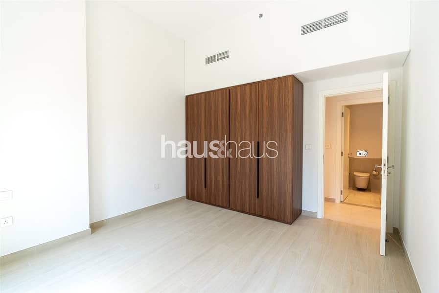 Spacious Unit | Large Outdoor Terrace | Brand New - Image 9