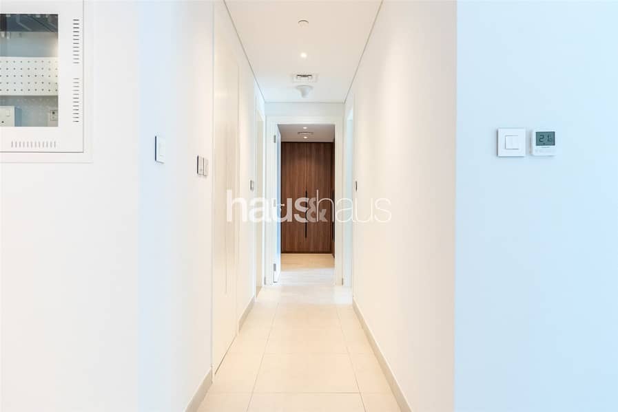 Spacious Unit | Large Outdoor Terrace | Brand New - Image 11