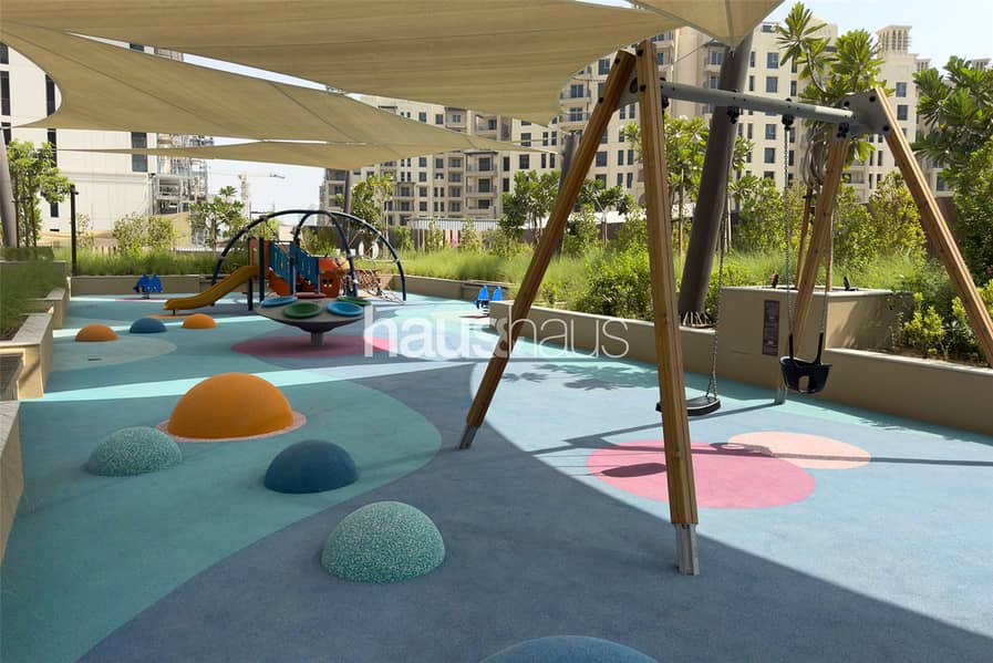 Spacious Unit | Large Outdoor Terrace | Brand New - Image 16