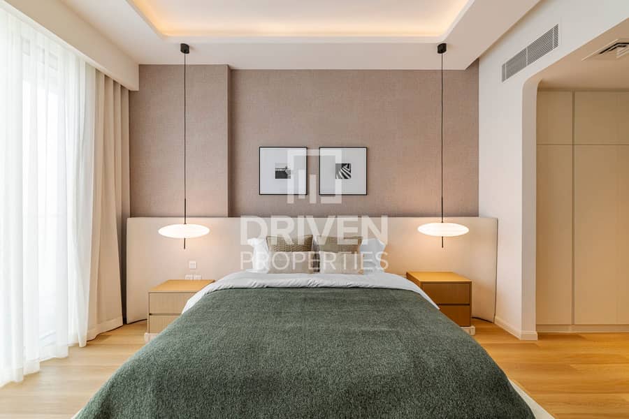 Lavish | Upgraded and Furnished | Canal View - Image 7