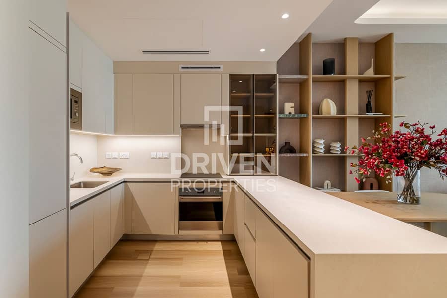 Lavish | Upgraded and Furnished | Canal View - Image 18