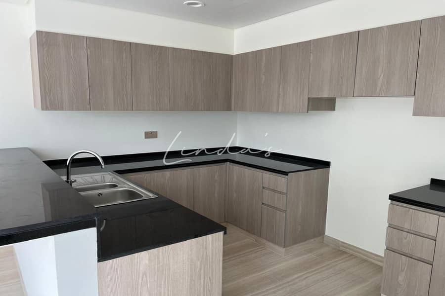 Brand New | Entertainment Suite | Private | Golf - Image 7