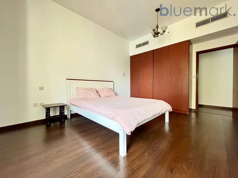 HIGH FLOOR || MARINA VIEW || HUGE LAYOUT - Image 12