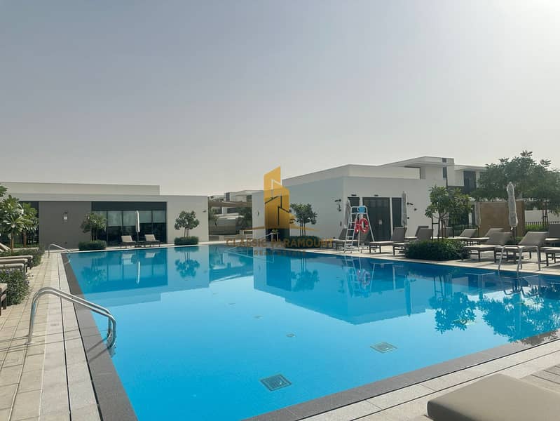 Prime Location | Near Amenities | Single Row - Image 8