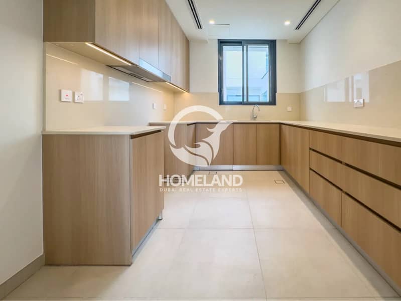 Green Belt | Vacant Ready to move in | Brand New - Image 10