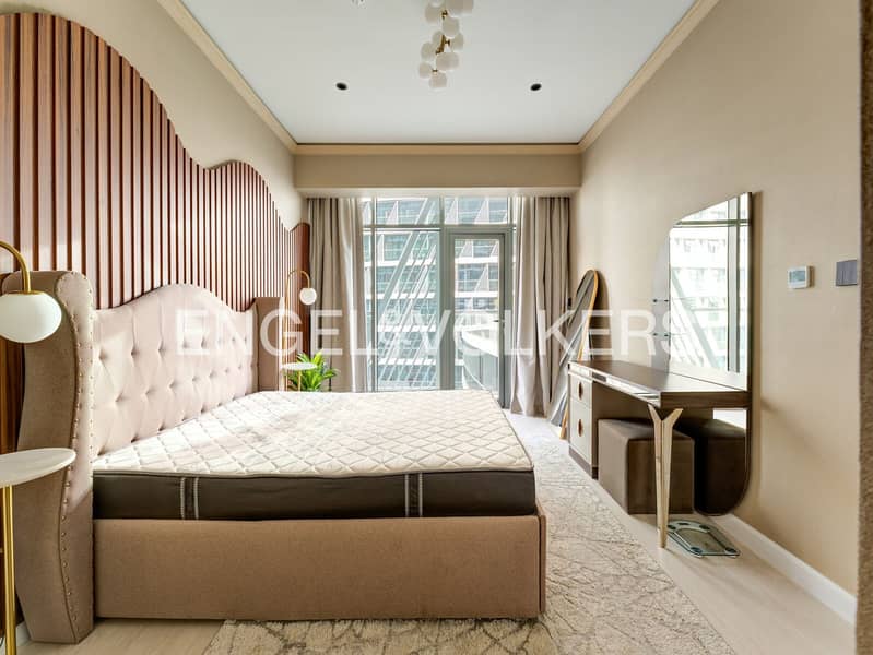 Prime location | West Beach Access | Modern Design - Image 10