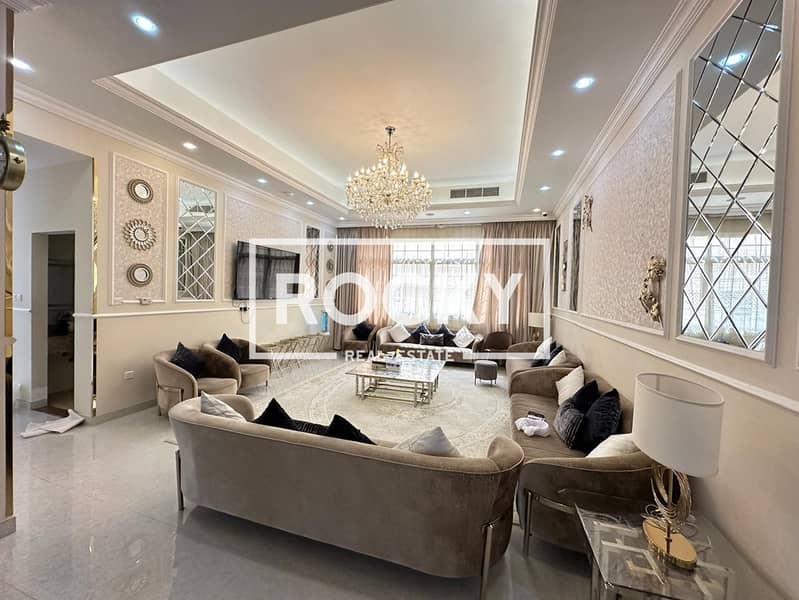 Luxurious 8-bedroom Villa | Al Warqa 4