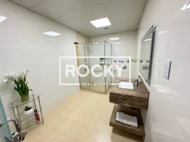 Luxurious 8-bedroom Villa | Al Warqa 4 - Image 20