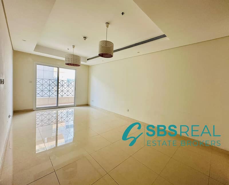 1 Bedroom | Hercules Tower | Living Legends