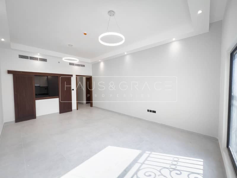 NEXT TO METRO SPECIOUS 2BR APT READY TO MOVE IN