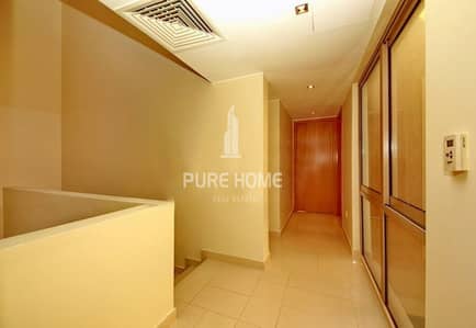 3 Bedroom Villa for Sale in Al Raha Gardens, Abu Dhabi - Extraordinary 3 Bedrooms Villa in a Good Community 3 Bedroom Villa for Sale in Al Raha Gardens, Abu Dhabi - Extraordinary 3 Bedrooms Villa in a Good Community