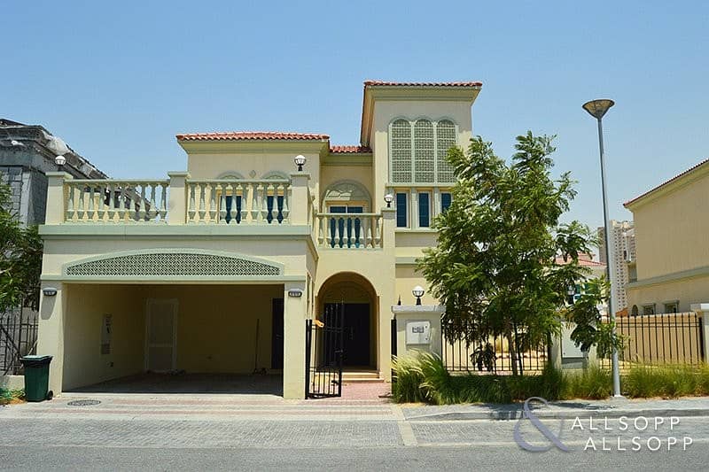Great Location 2 Bedrooms Facing Park Bayut Com