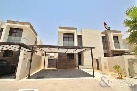 Single Row | Fully Furnished | Three Bed Single Row | Fully Furnished | Three Bed