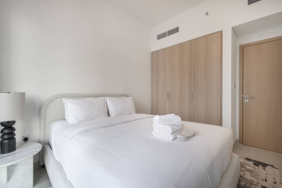 Monthly Rental | 3 BDR + MAIDS | Community and Burj View - Image 29