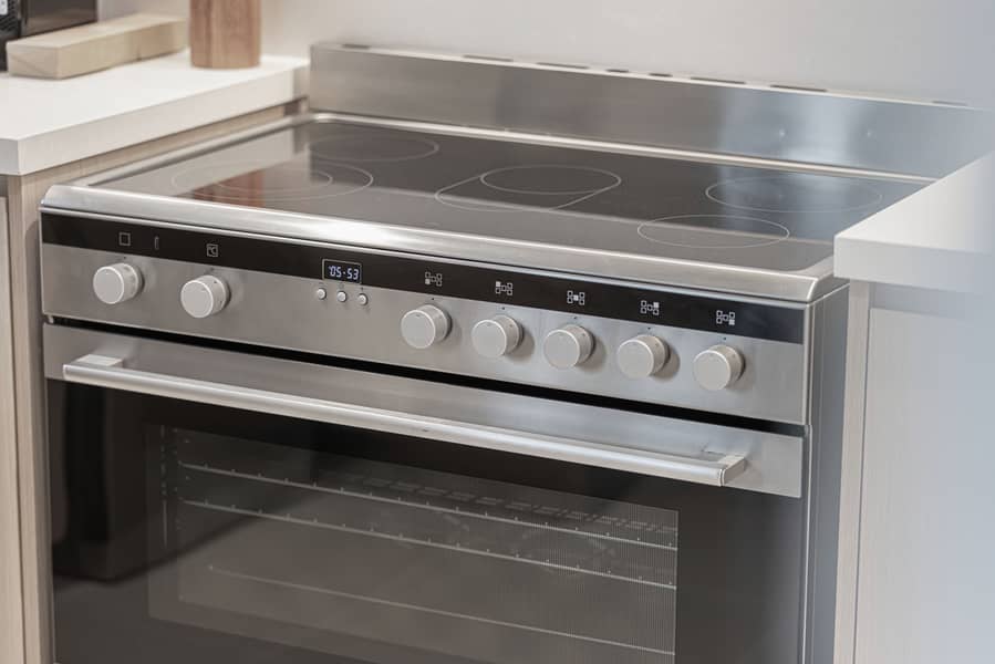 Monthly Rental | 3 BDR + MAIDS | Community and Burj View - Image 39