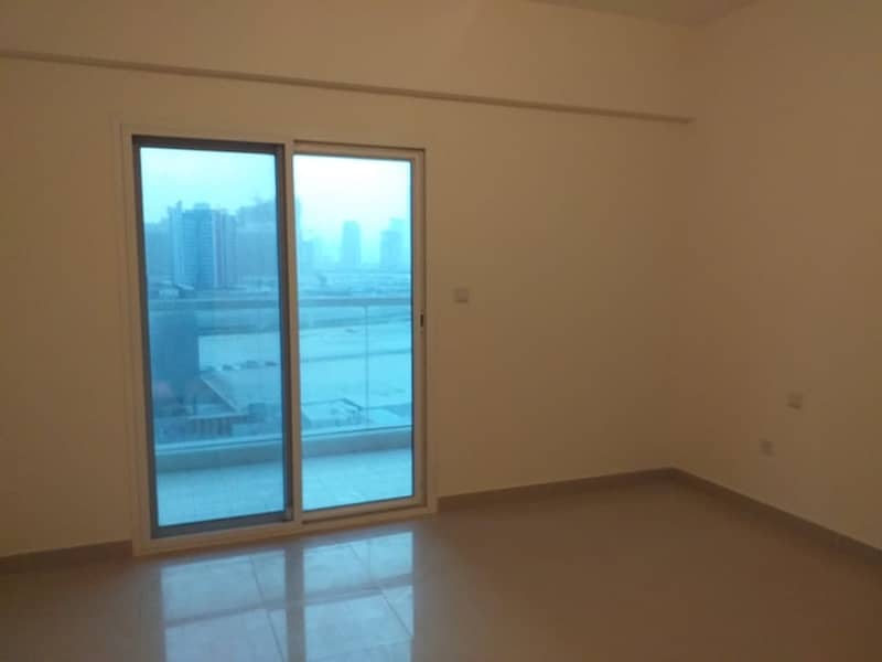 Beautiful 1 Bed for Rent in Low Price in Dubai Sports City