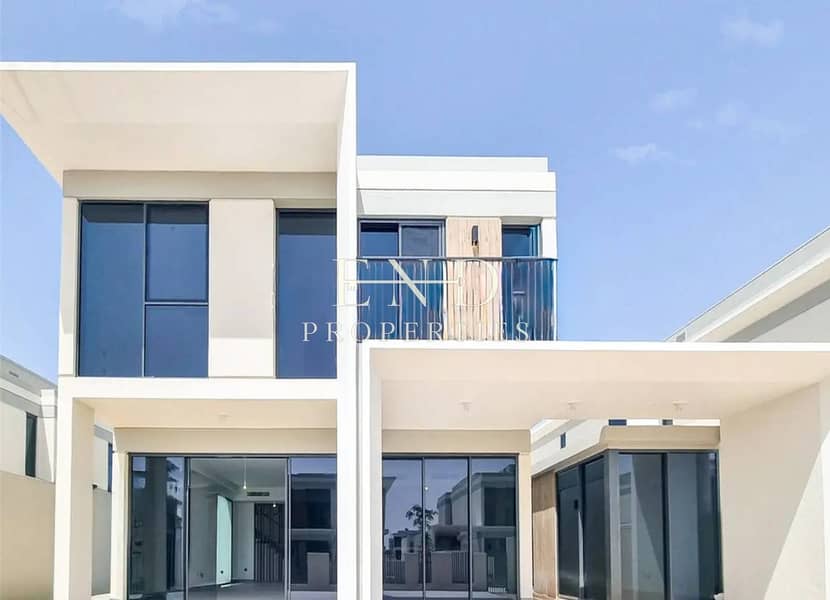 Family Retreat | Ready to Move In | Premium Plot