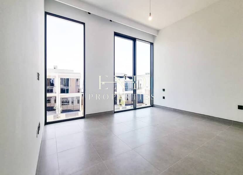 Family Retreat | Ready to Move In | Premium Plot - Image 9