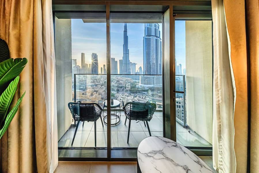 2BD Apt Burj View, Near Dubai Mall, Ideal for 6