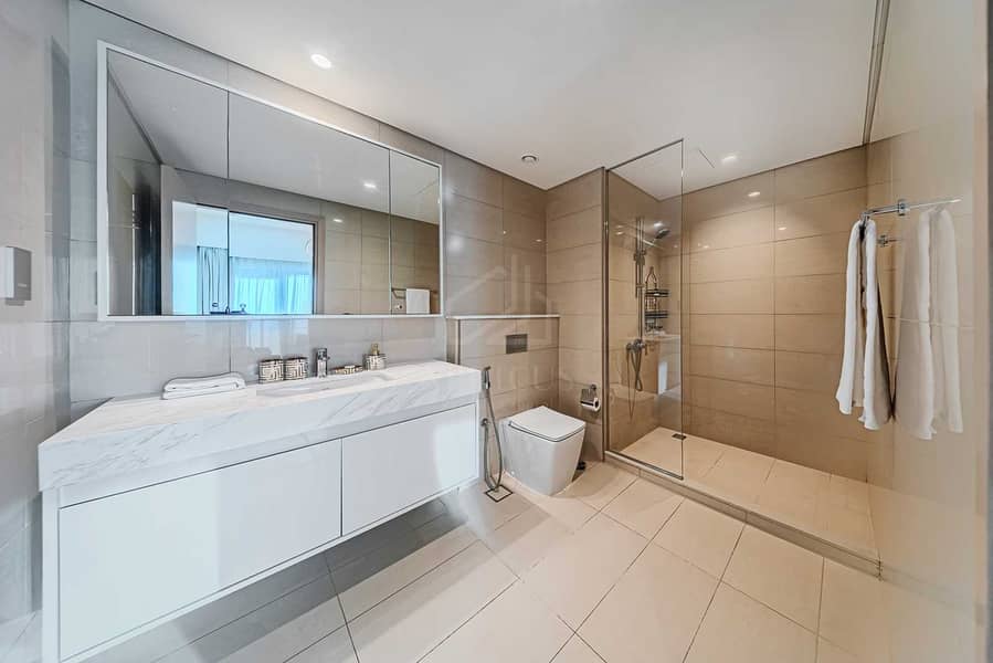 2BD Apt Burj View, Near Dubai Mall, Ideal for 6 - Image 22