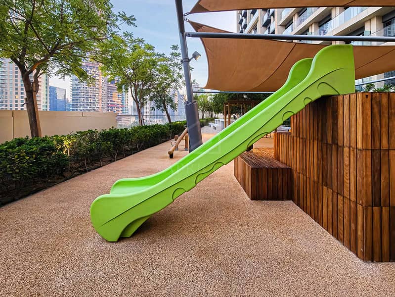 2BD Apt Burj View, Near Dubai Mall, Ideal for 6 - Image 29